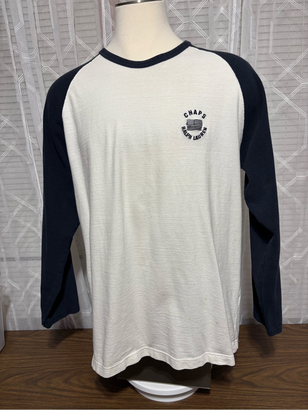 Chaps/Ralph Lauren XL  White and Navy Raglan Long Sleeve Tee 25 p2p 32L